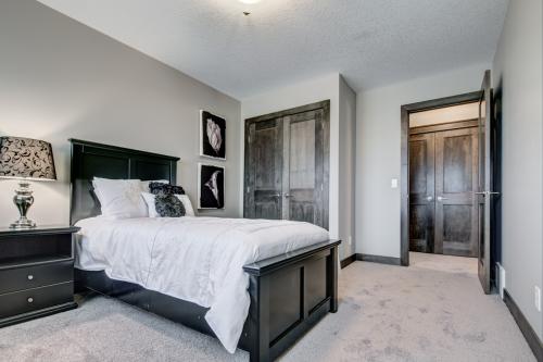 270A4508 09 10 11 12 13 14Realistic